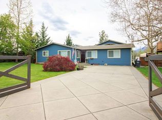 4910 Fern Valley Rd, Medford, OR 97504