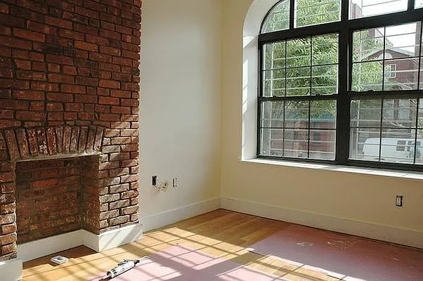 Rented by Nooklyn NYC LLC | media 41