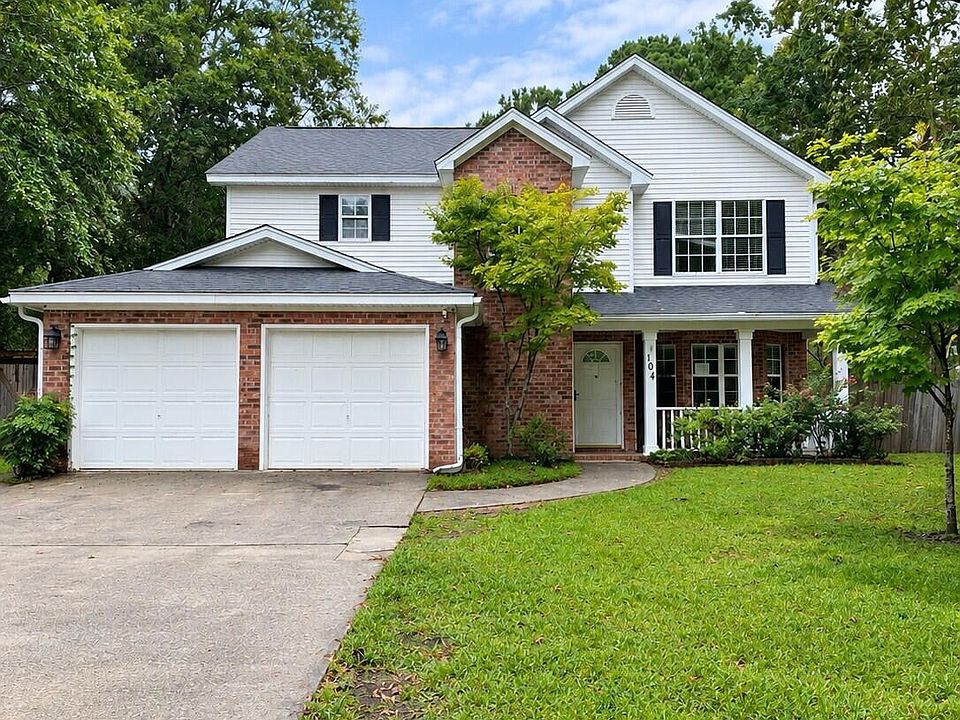 1st image of 104 Bonneau Ct