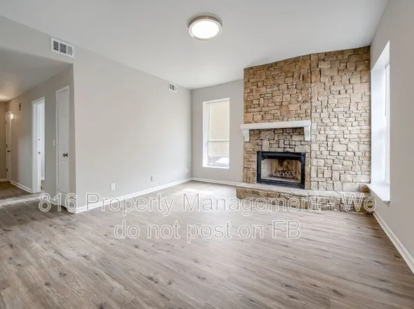 301 Benton Blvd APT 3, Kansas City, MO 64124