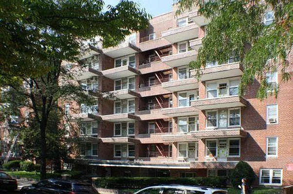 Sold by Fillmore | media 1