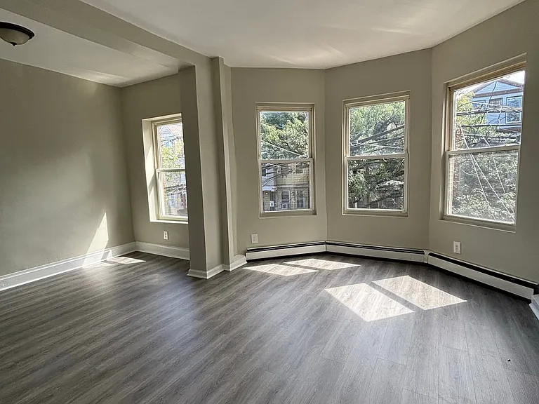 161 S 10th St #2L — photo 7 of 8