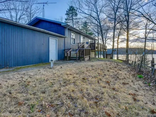 6301 Rock Rd, Lake, MI 48632