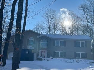 24 Wappinger Way, Pocono Lake, PA