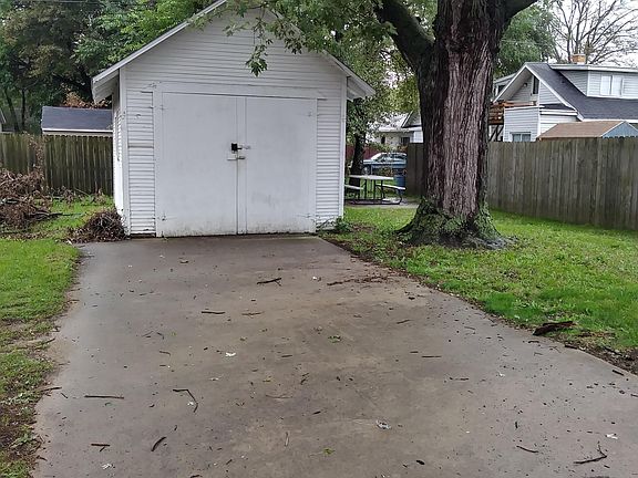 2nd image of 3311 Jefferson Ave SE