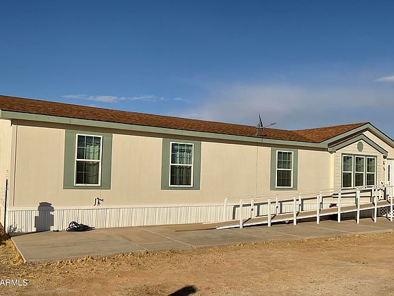 5th image of 56636 W NESSA Lane