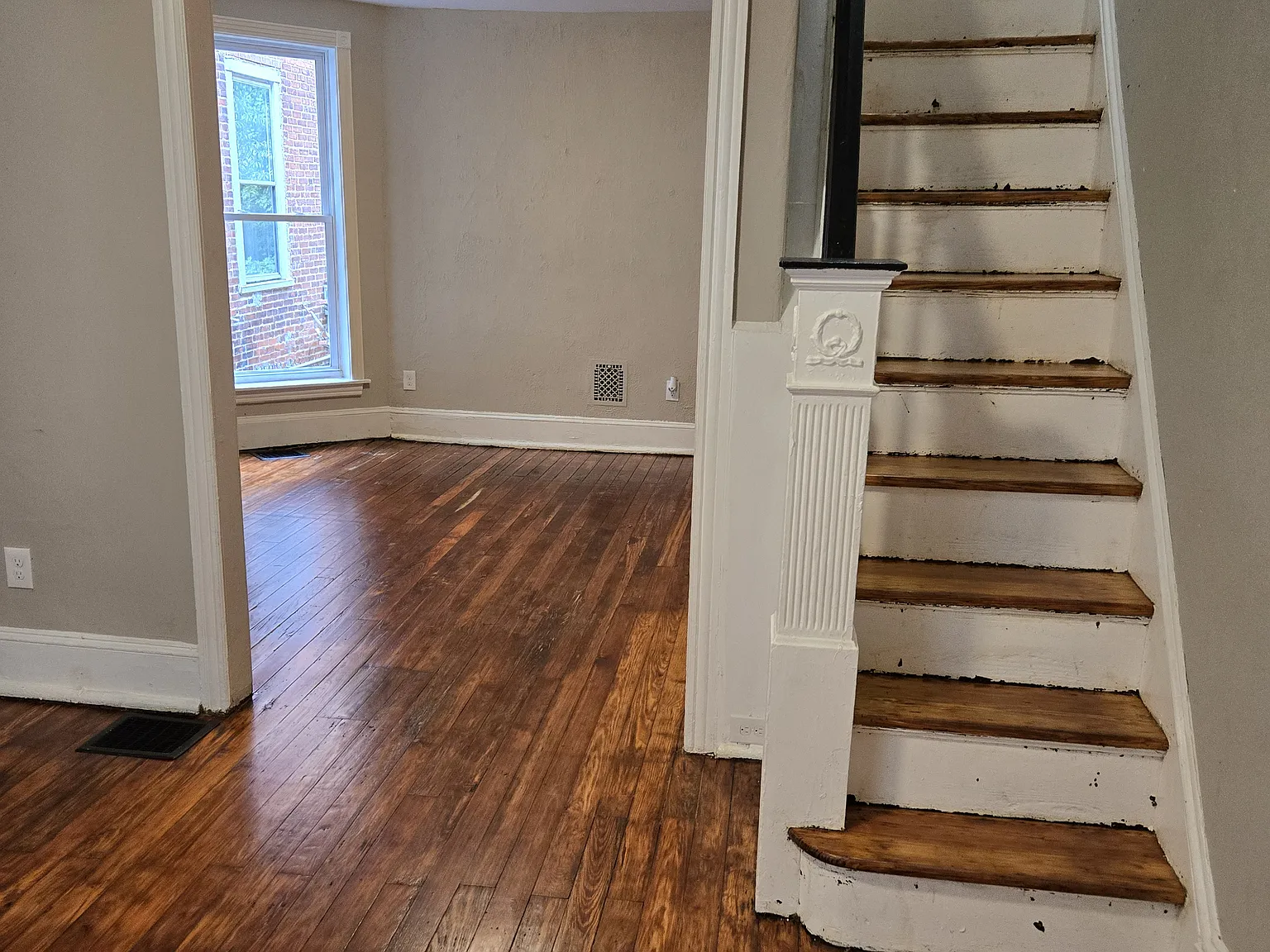 3 bed, 1158 sqft, $1,800 — Photo 3