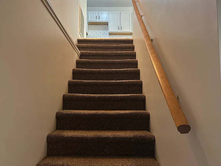 131 Lucy Ln — Photo 7
