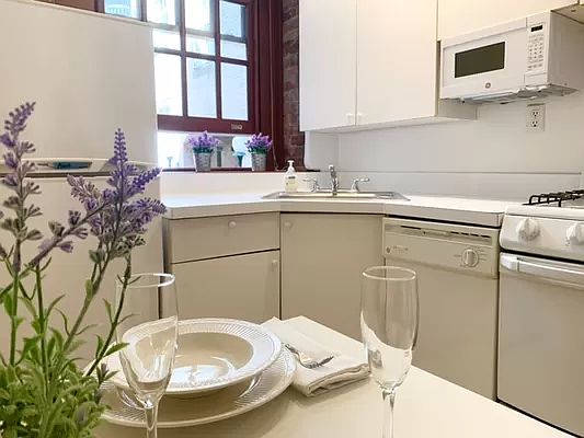 4th image of 508 E 78th St APT 1M