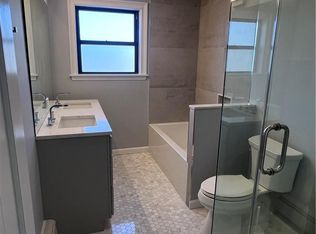 2540 Colden Ave, Bronx, NY 10469