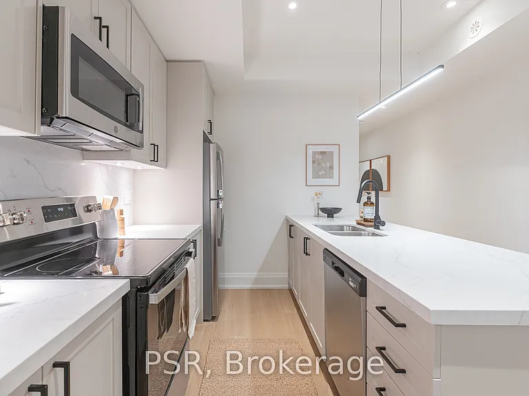 57 Harriet St #A — Photo 7