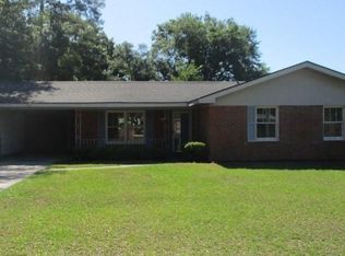 496 Carteret Rd, Brunswick, GA 31525