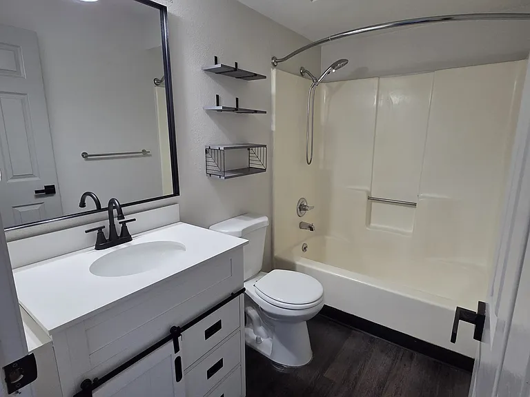 425 & 427 Mason St #427 — Photo 15