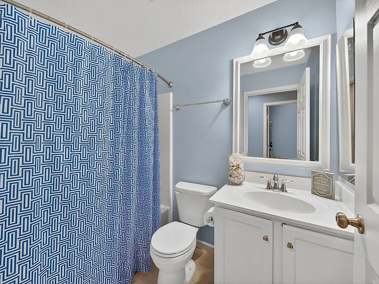 109 Clay Ct — Photo 13