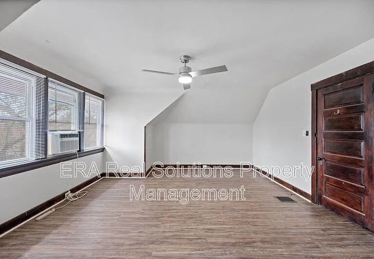 816 Windham Ave #1 — Photo 9
