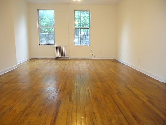 5th image of 291 20th St APT 2R