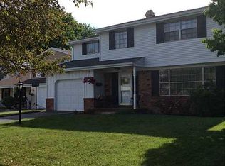 6033 Larchway Ct, Toledo, OH 43613