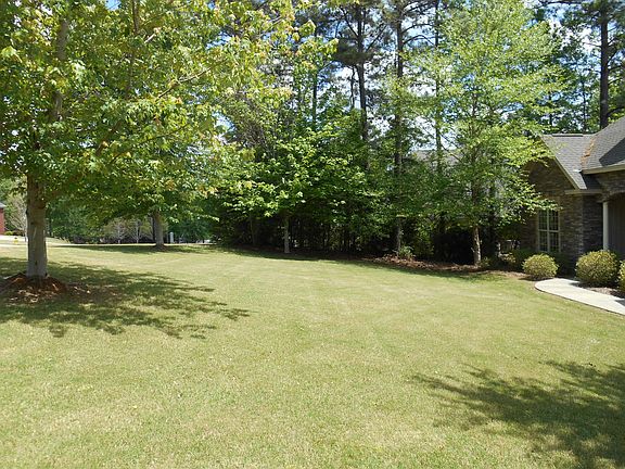 2nd image of 707 English Hill Dr