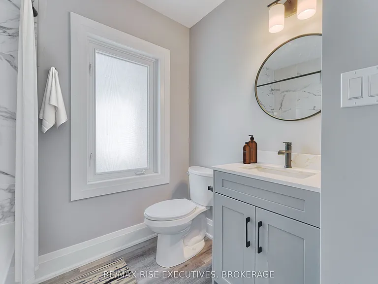 130 Carruthers Ave #3 — Photo 8