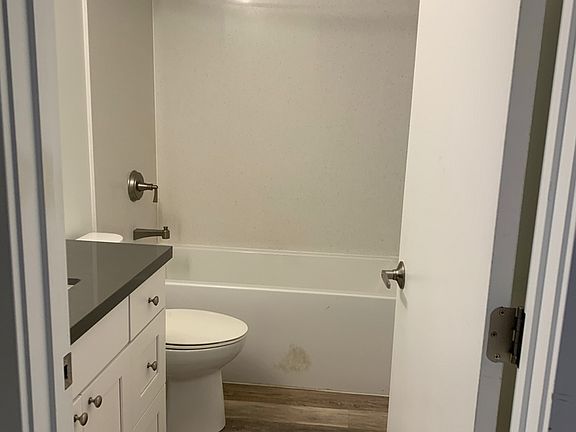 3rd image of 4618 Fremont Ave N APT 105