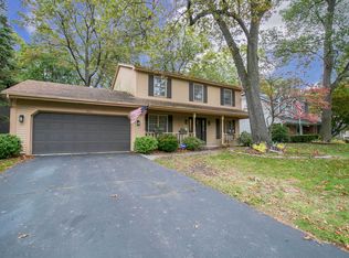 2416 Saint James Wood Blvd, Toledo, OH