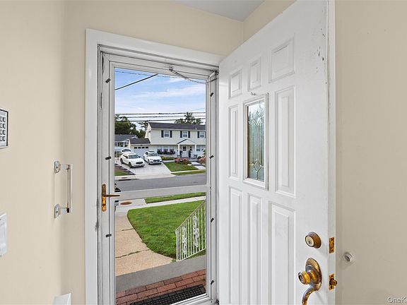 3rd image of 2470 Horace Court