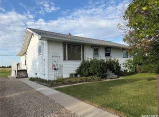 2 Railway Avenue, SK S0K 1C0