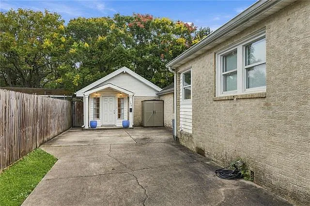 2 bed, 1.0 bath, 1000 sqft, $1,650 — Photo 2