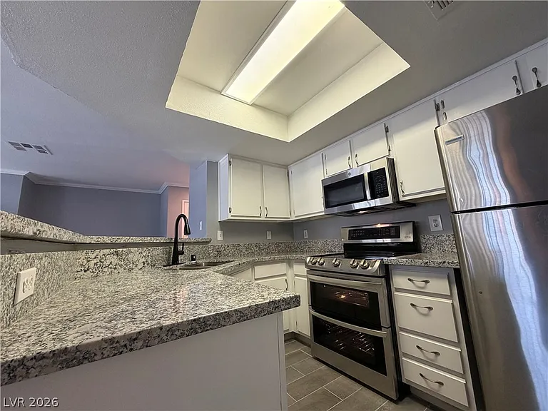 8600 W Charleston Blvd #1072 — Photo 4