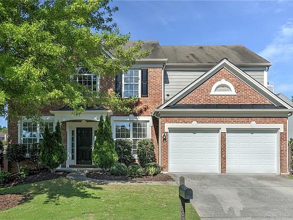 3rd image of 805 Lazarus Dr