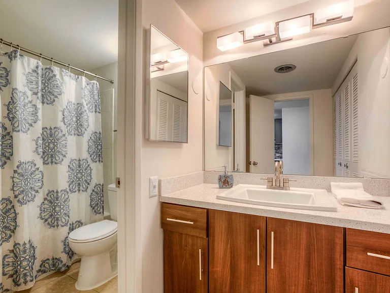 The Cascades Apartments — Photo 6