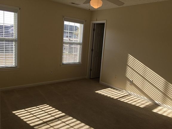 2nd image of 9507 Seany Dr NE