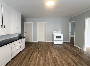 214 Blake St #3, Lewiston, ME 04240