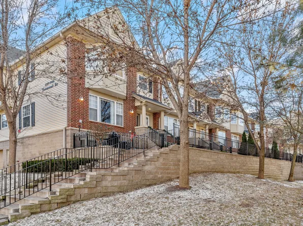8381 Townsend Dr, Eden Prairie, MN 55344