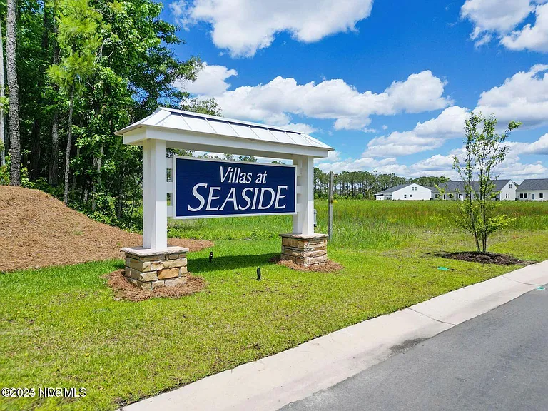 241 Arnette Dr #A — Photo 3