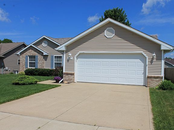 2nd image of 607 Rockway Pl