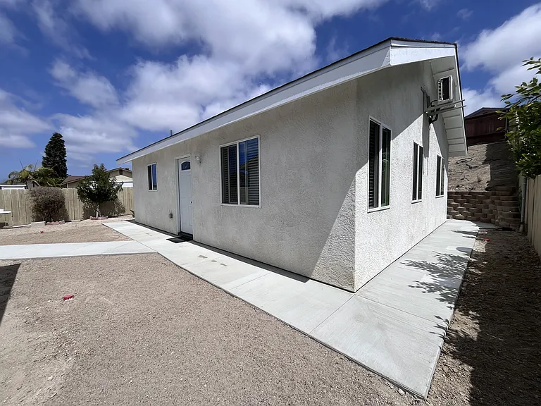 3913 San Lorenzo Ct #1 — Photo 27