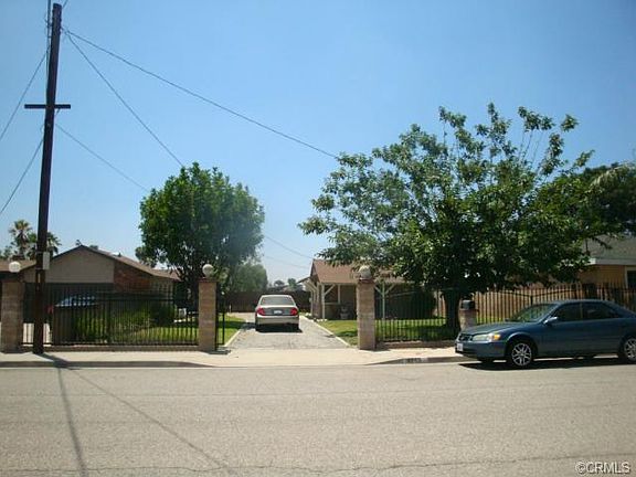 3rd image of 4549 Park Ave