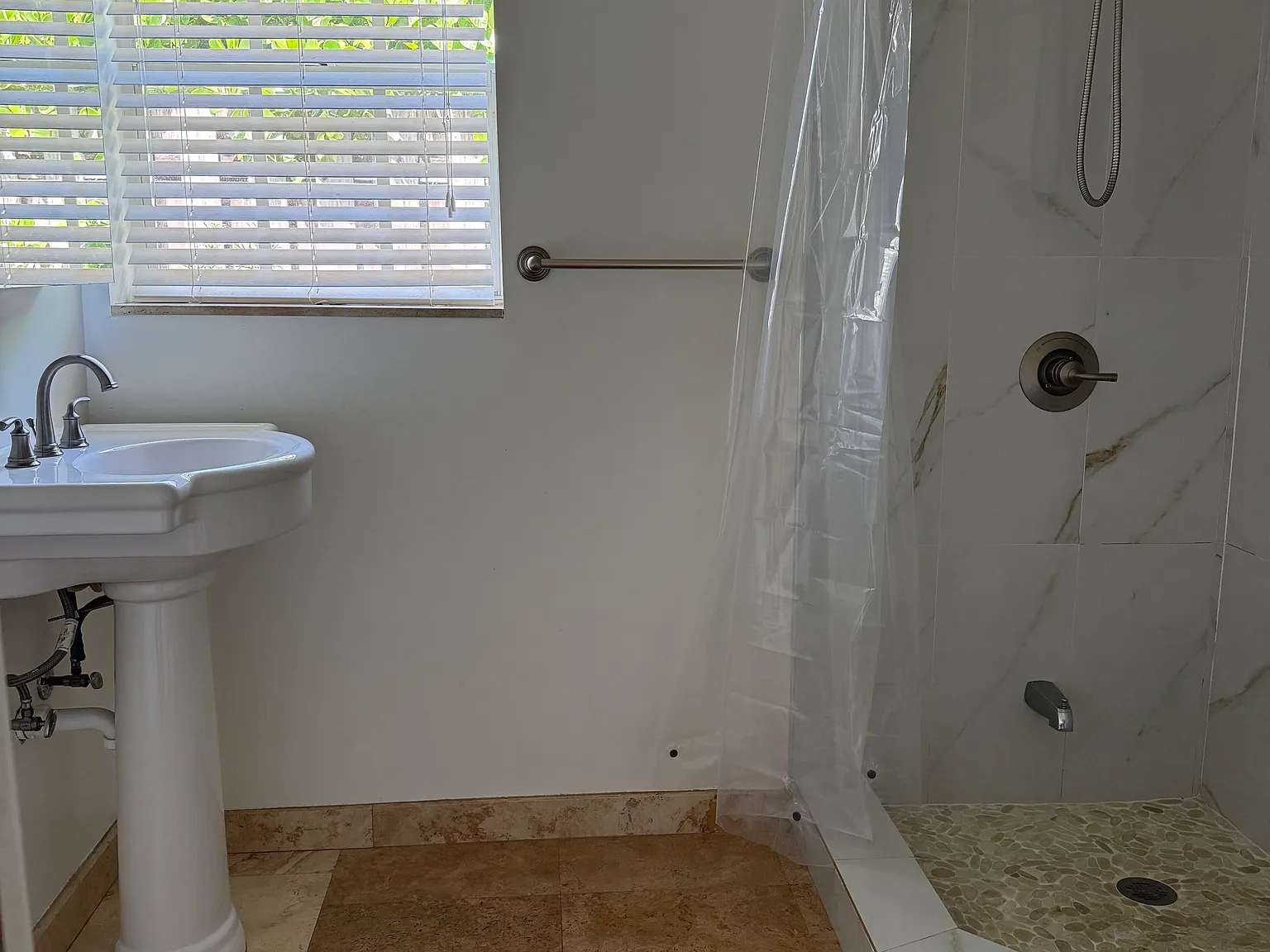 6357 SW 13th St — Photo 3