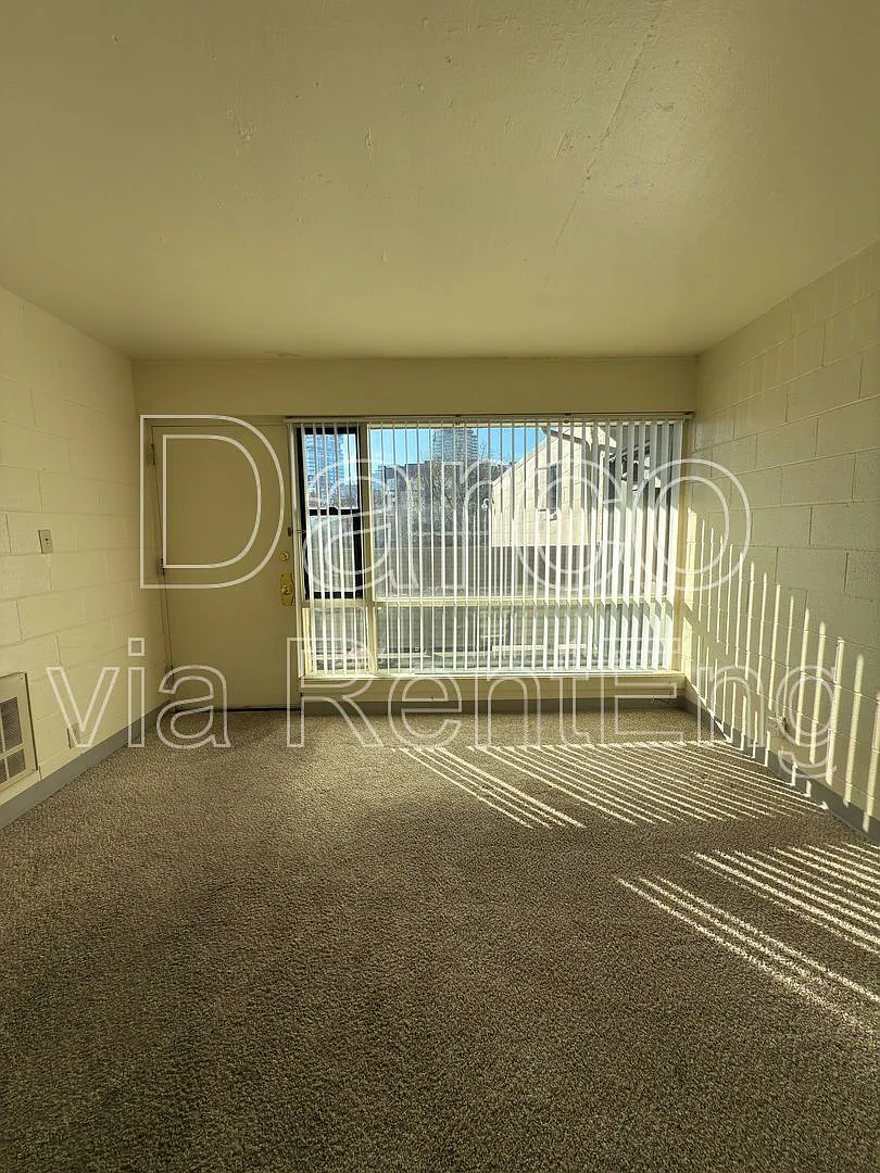 Olive Terrace Apartments — Photo 2