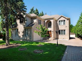 304 S Mount Prospect Rd, Des Plaines, IL 60016