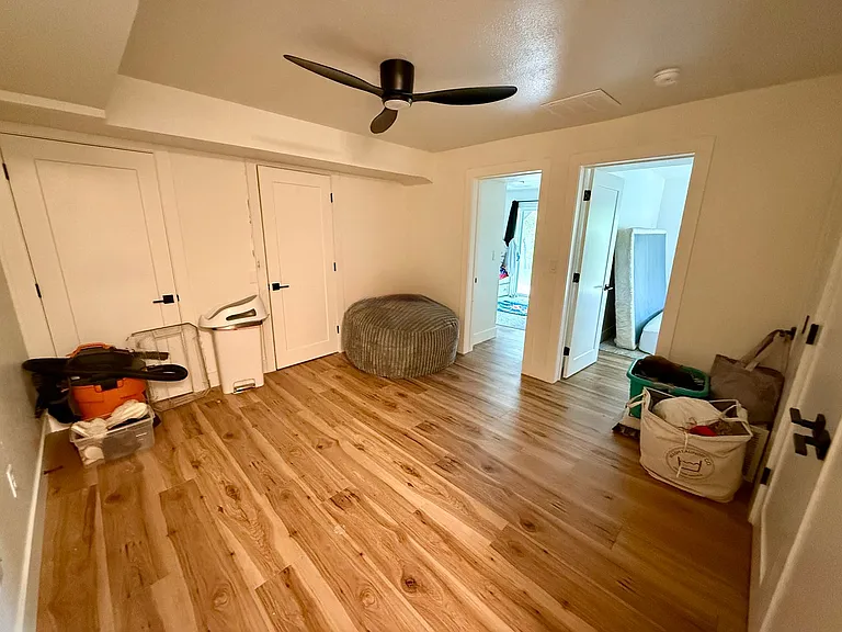 6465 Macarthur Dr — Photo 19