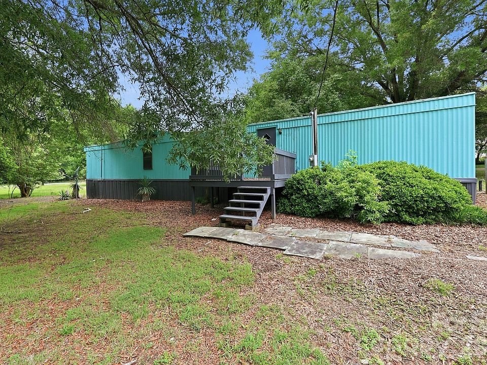 2nd image of 517 & 513 Cox Rd