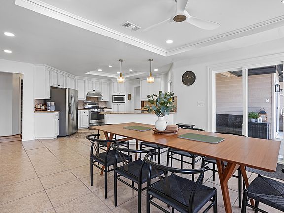 4th image of 2810 E Burntwood Ave #1