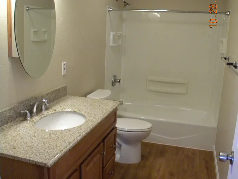 301 S Maple Ave — Photo 5