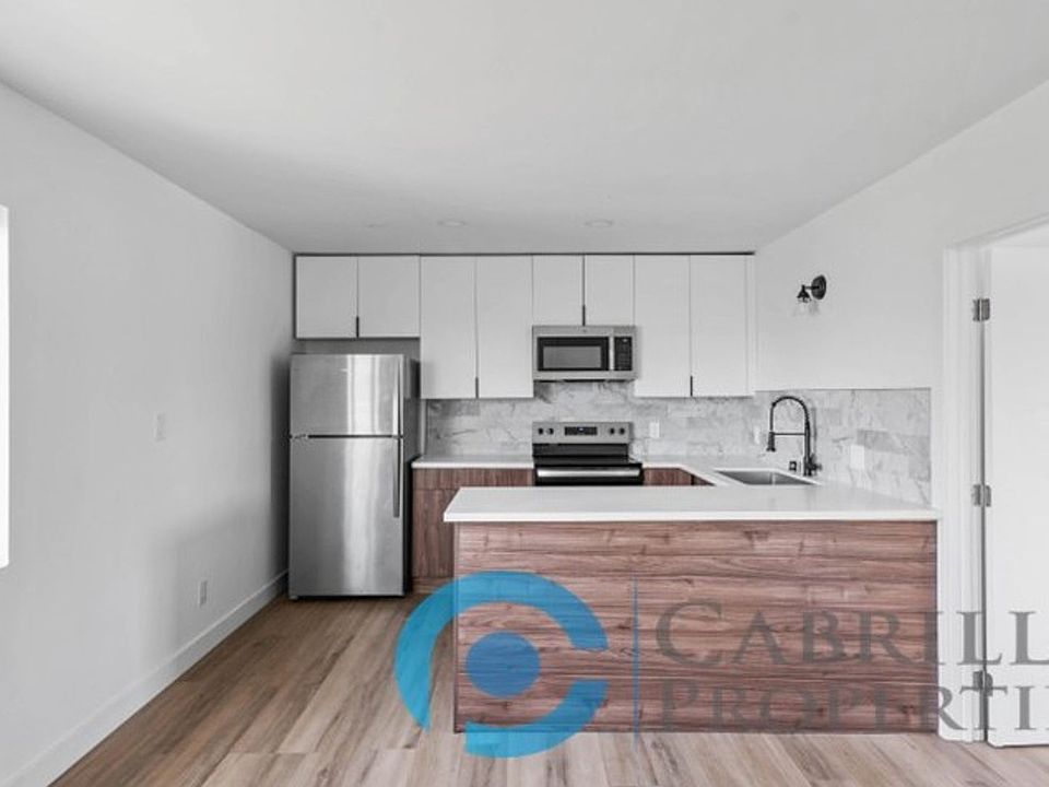 1st image of 207 E 1st St #207C