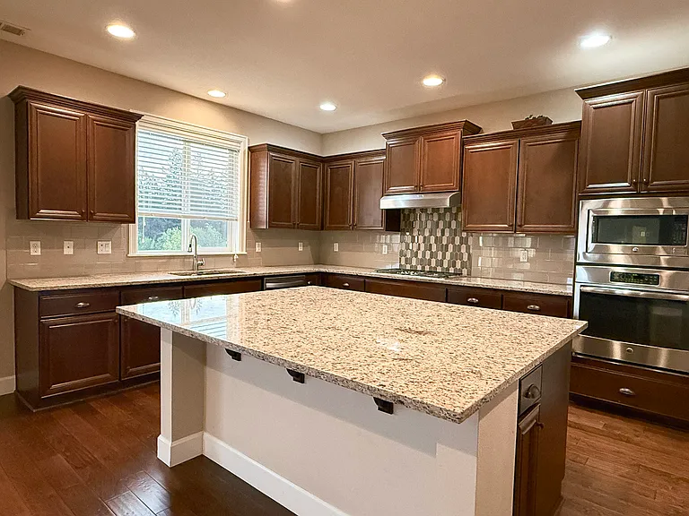 17495 NW Woodrush Way — Photo 10