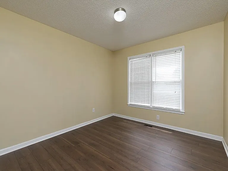 16 Huntcliff Dr — Photo 16