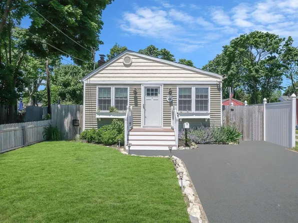 69 Columbia Street, Patchogue, NY 11772
