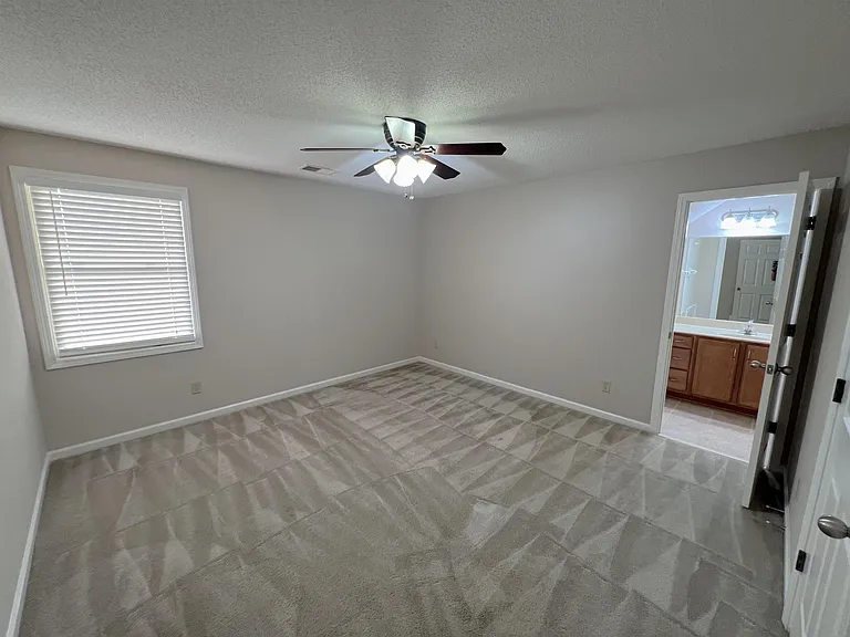 4883 Fox Springs Dr — Photo 20